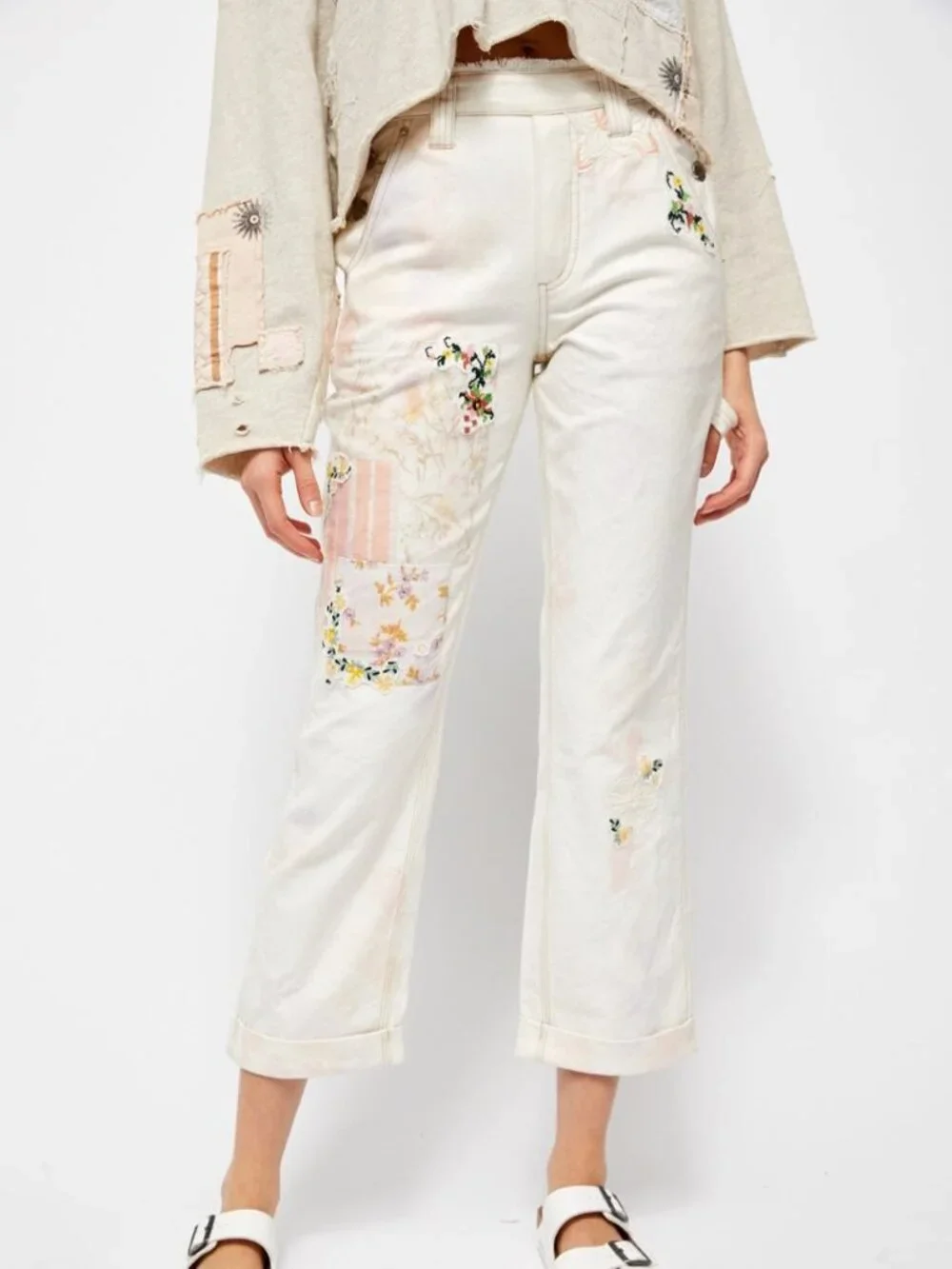 NWOT Free People Women's Love Alive Boyfriend Jeans in Antique White Size 26